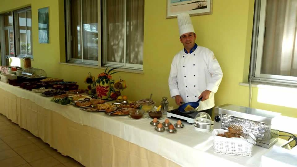 Hotel La Maestra Grottammare Bagian luar foto