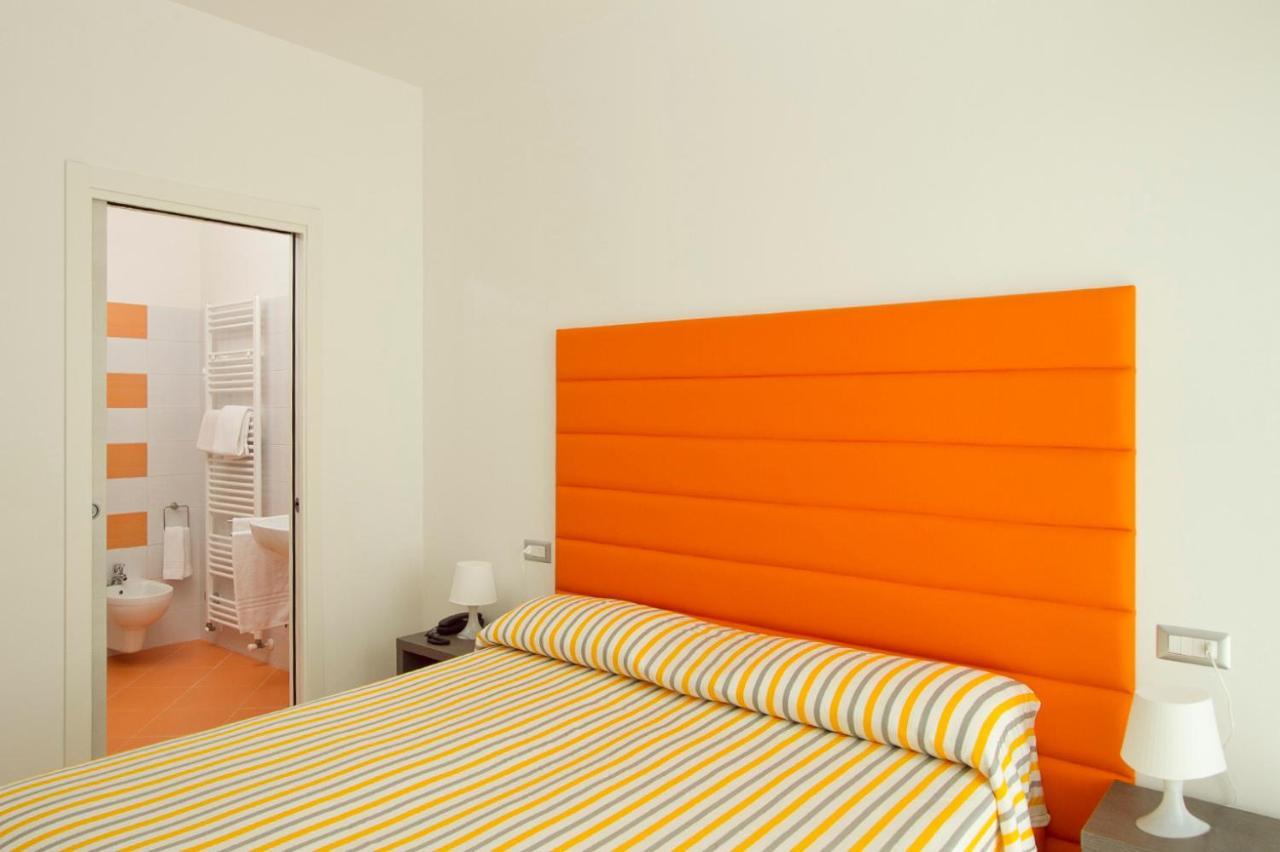 Hotel La Maestra Grottammare Bagian luar foto